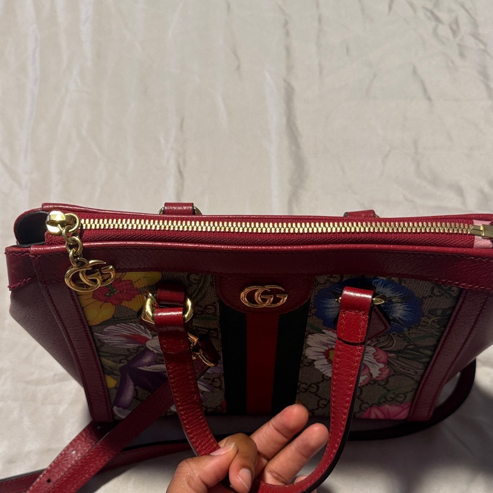 Gucci Red and Green Floral Satchel - Picture 5 of 7